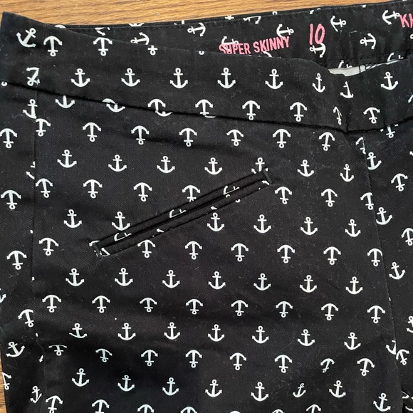 Skinny nautical Capri pants - Picture 2 of 3